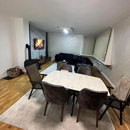 Apartman Lamija Apartment *